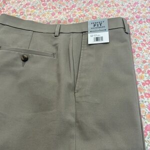 Haggar Men's Tan Dress Pants